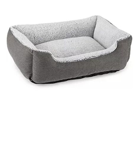 Paw And Tail Cuddle Pet Bed (medium)