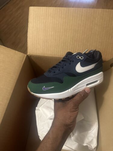 Nike Air Max 1 87 Nike Air Max 1 87 Obsidian/Midnight Navy/Gorge Green/White